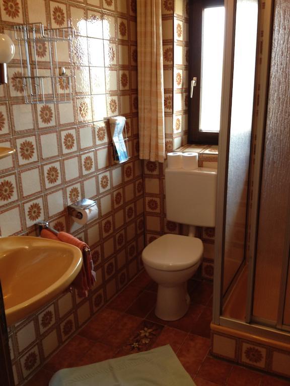Gasthaus Pension Sternknockel Боденмайс Стая снимка